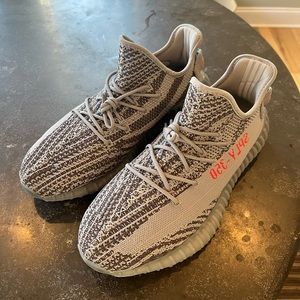 Yeezy 350 boost V2 low beluga size 13